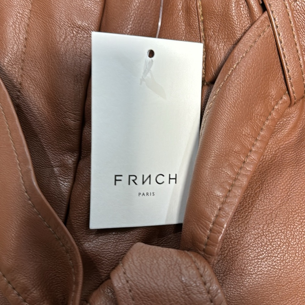 NWT FRNCH FEAUX LEATHER SHORTS SIZE SMALL DINA - Picture 2 of 8